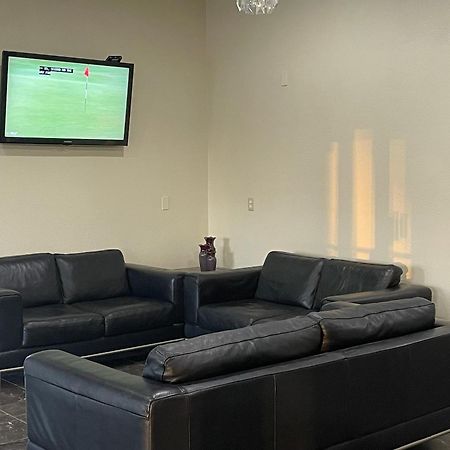 Econo Lodge Inn & Suites Sweetwater I-20 Экстерьер фото