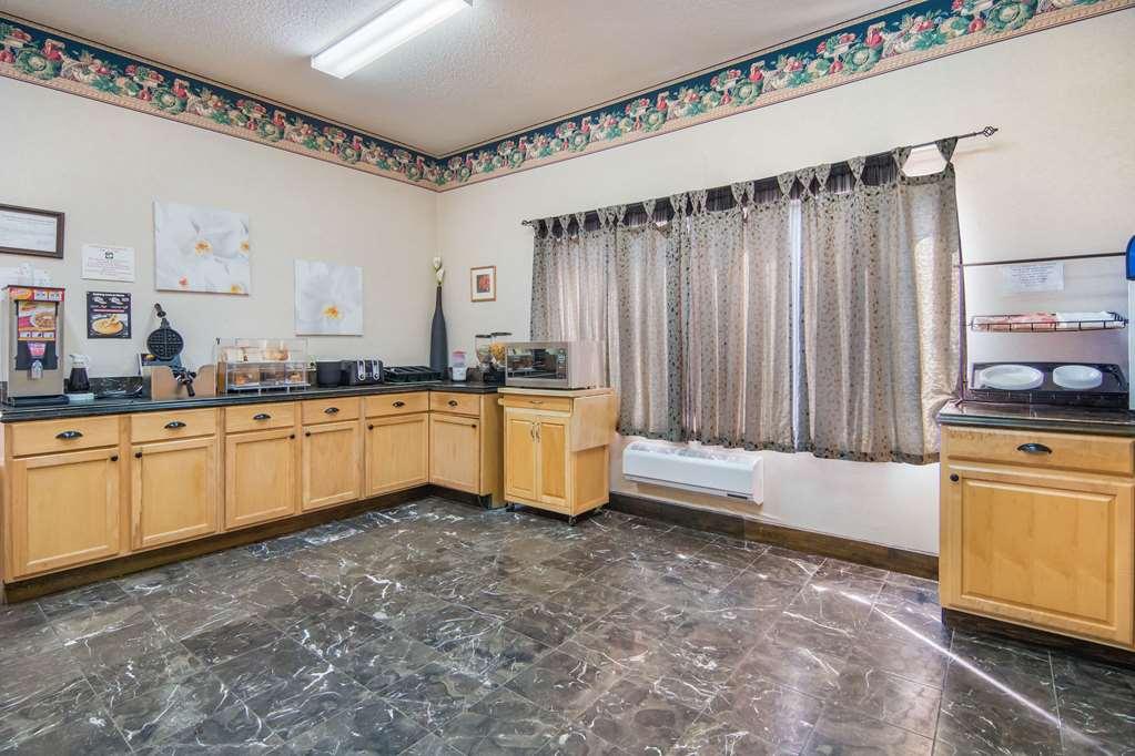 Econo Lodge Inn & Suites Sweetwater I-20 Экстерьер фото