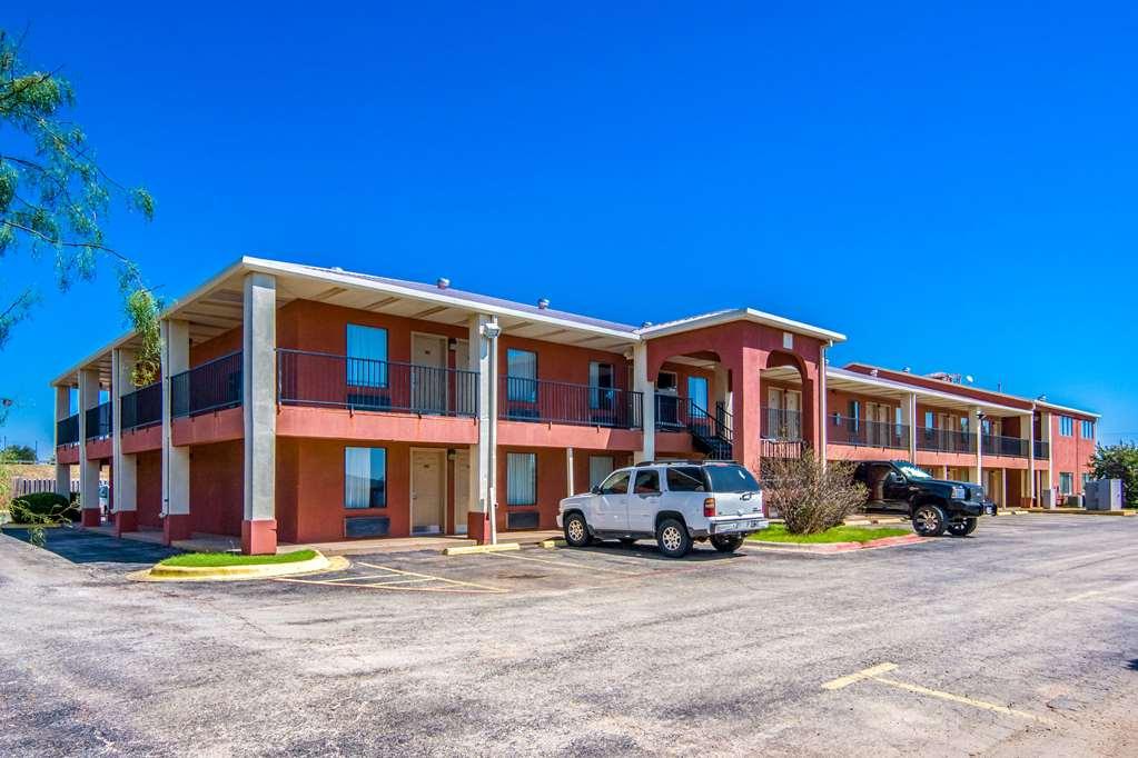 Econo Lodge Inn & Suites Sweetwater I-20 Экстерьер фото