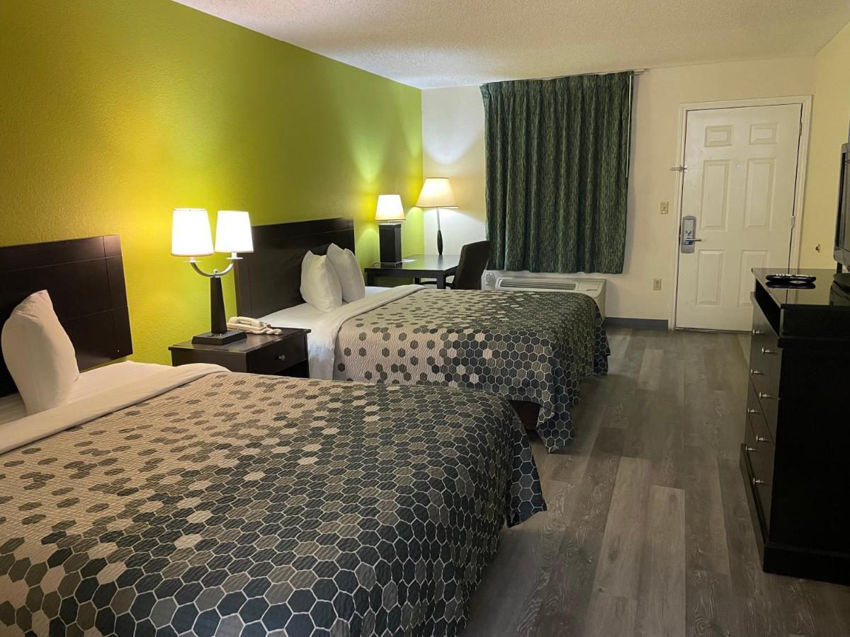 Econo Lodge Inn & Suites Sweetwater I-20 Экстерьер фото