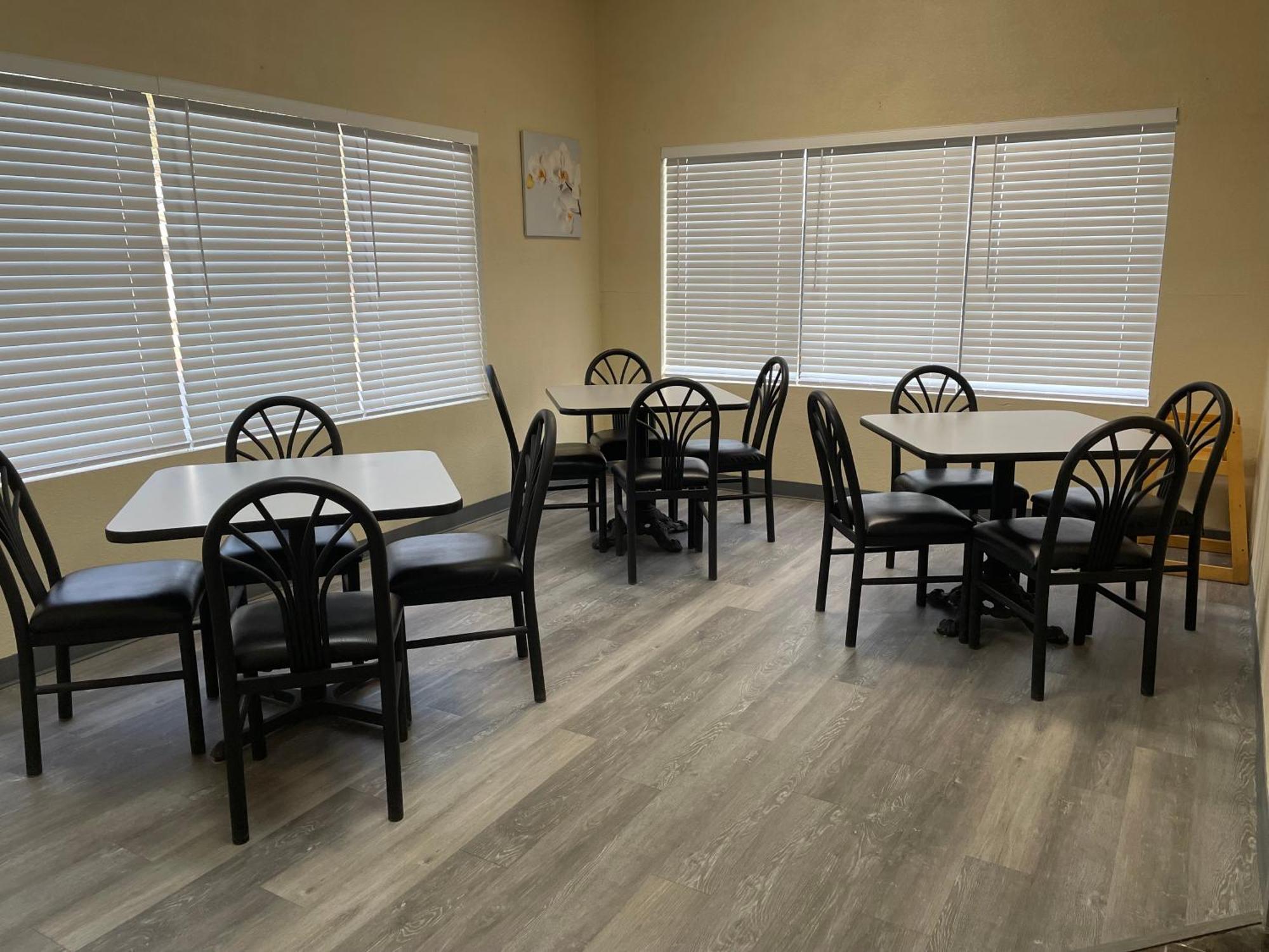 Econo Lodge Inn & Suites Sweetwater I-20 Экстерьер фото